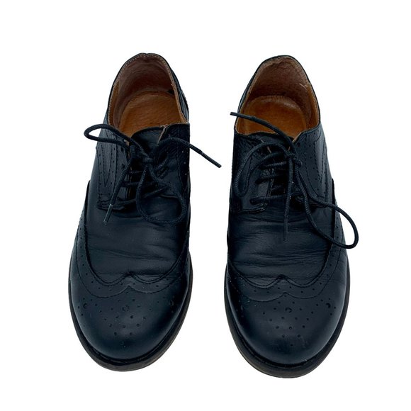 Women’s Lõcale Black Leather Lace-Up Winged Tip Oxford Shoes - Picture 2 of 9